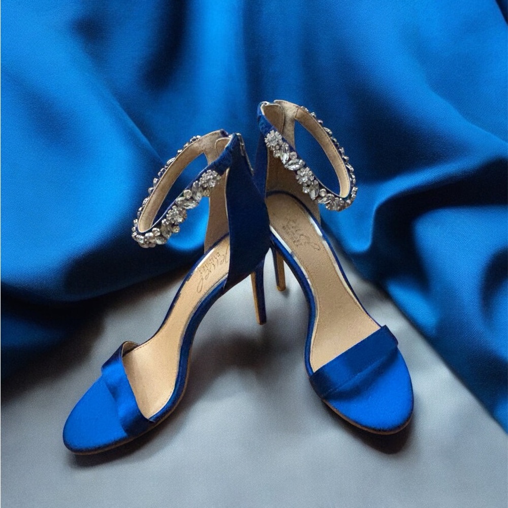 NWOT Jewel Badgley Mischka High Heels